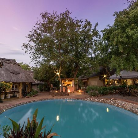 Victoria Falls Backpackers Lodge Bagian luar foto
