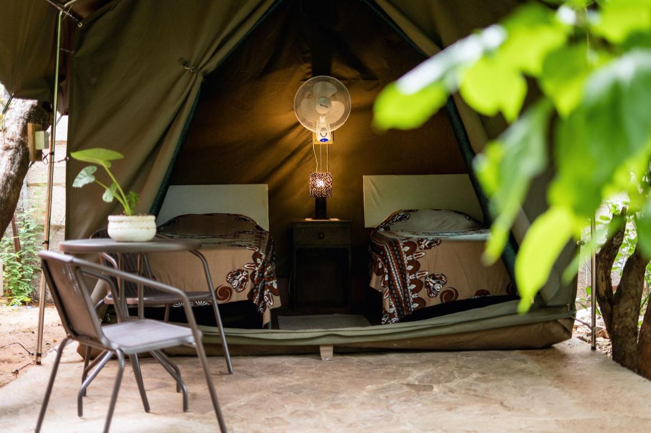 Victoria Falls Backpackers Lodge Bagian luar foto