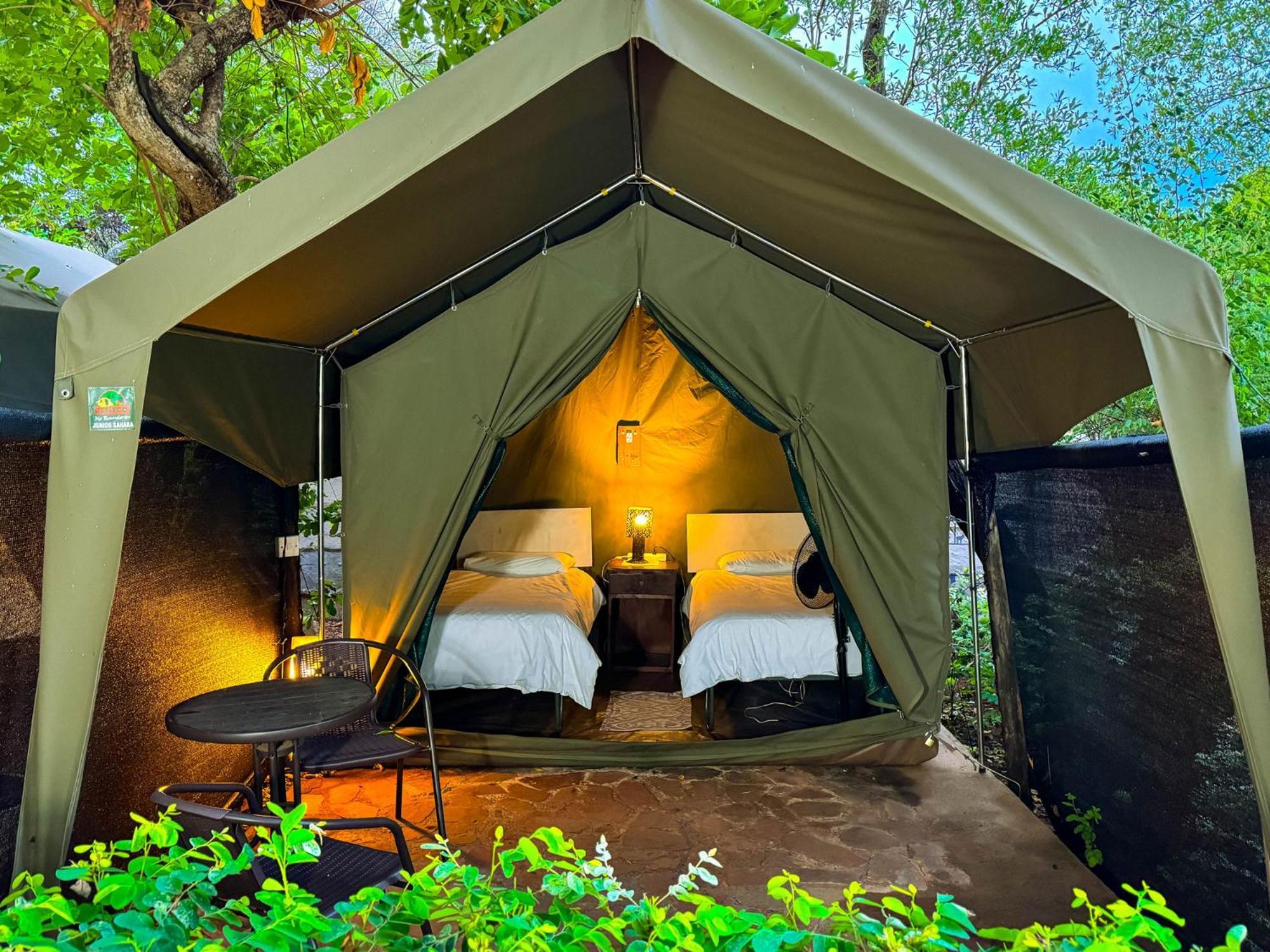 Victoria Falls Backpackers Lodge Bagian luar foto